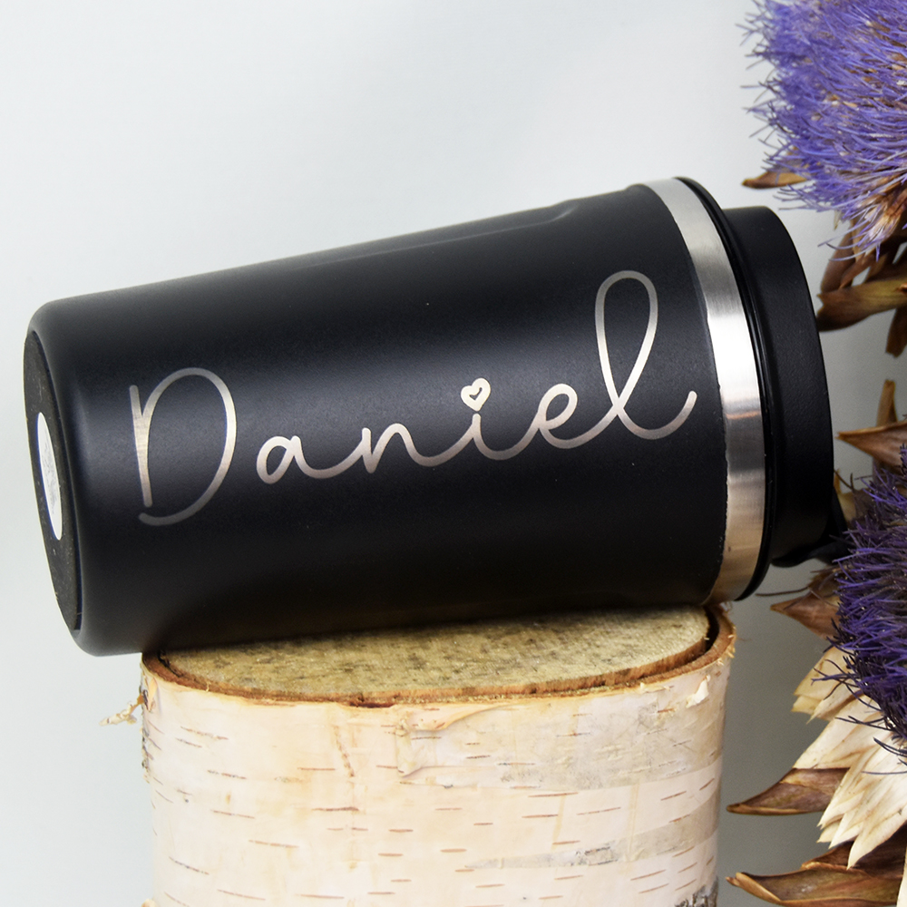 Kaffeebecher to go - personalisiert mit Namen und Motiv - Geschenkissimo